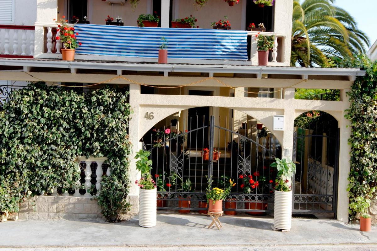 Apartment Sandra Budva Exterior photo
